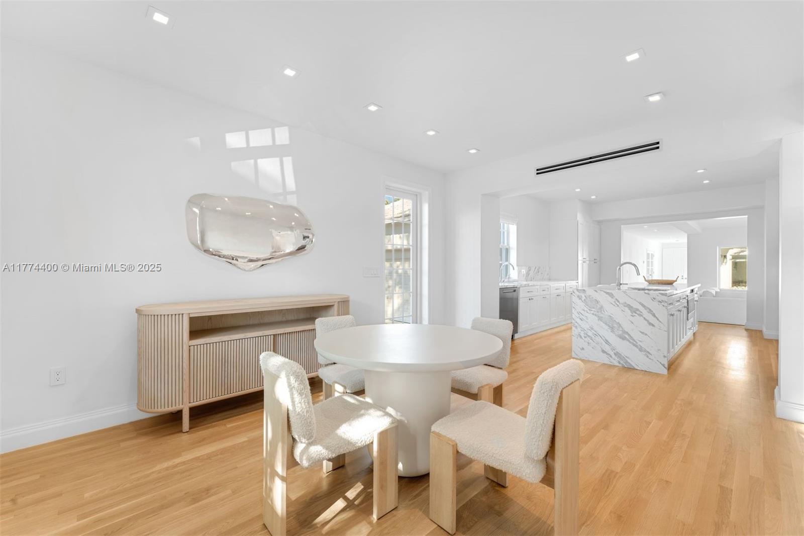 6675 Roxbury Ln, Miami Beach, Florida image 33