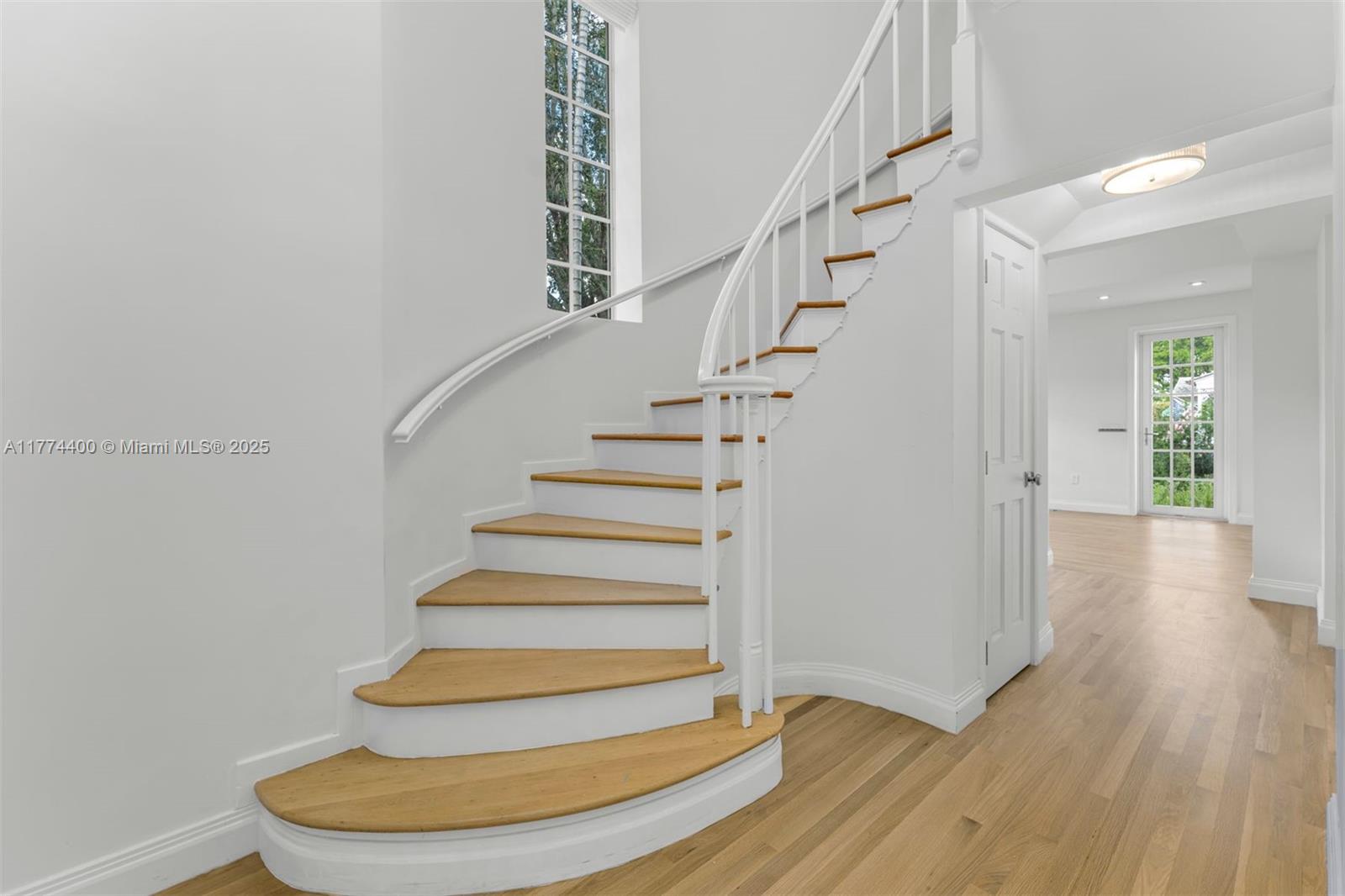 6675 Roxbury Ln, Miami Beach, Florida image 4