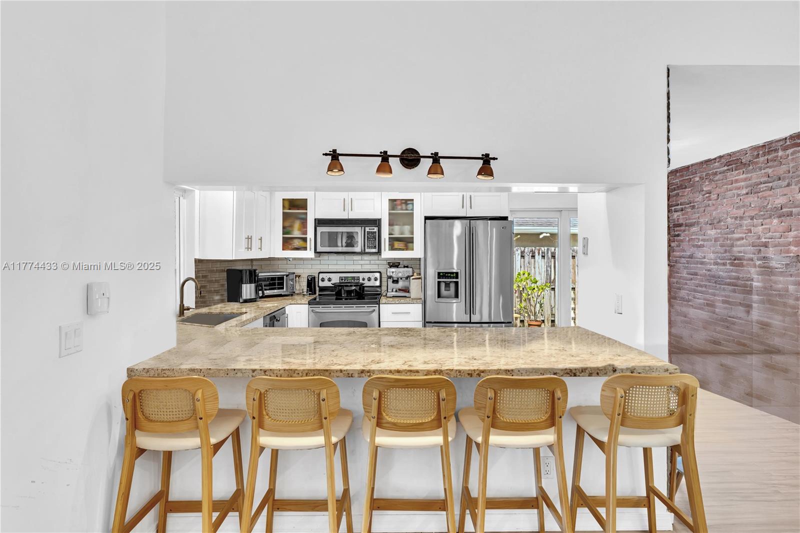 5711 SW 88th Ter, Cooper City, Florida image 22