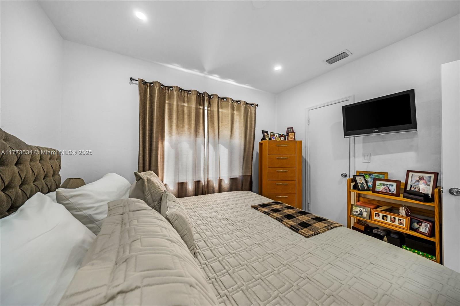 Listing Photo 13
