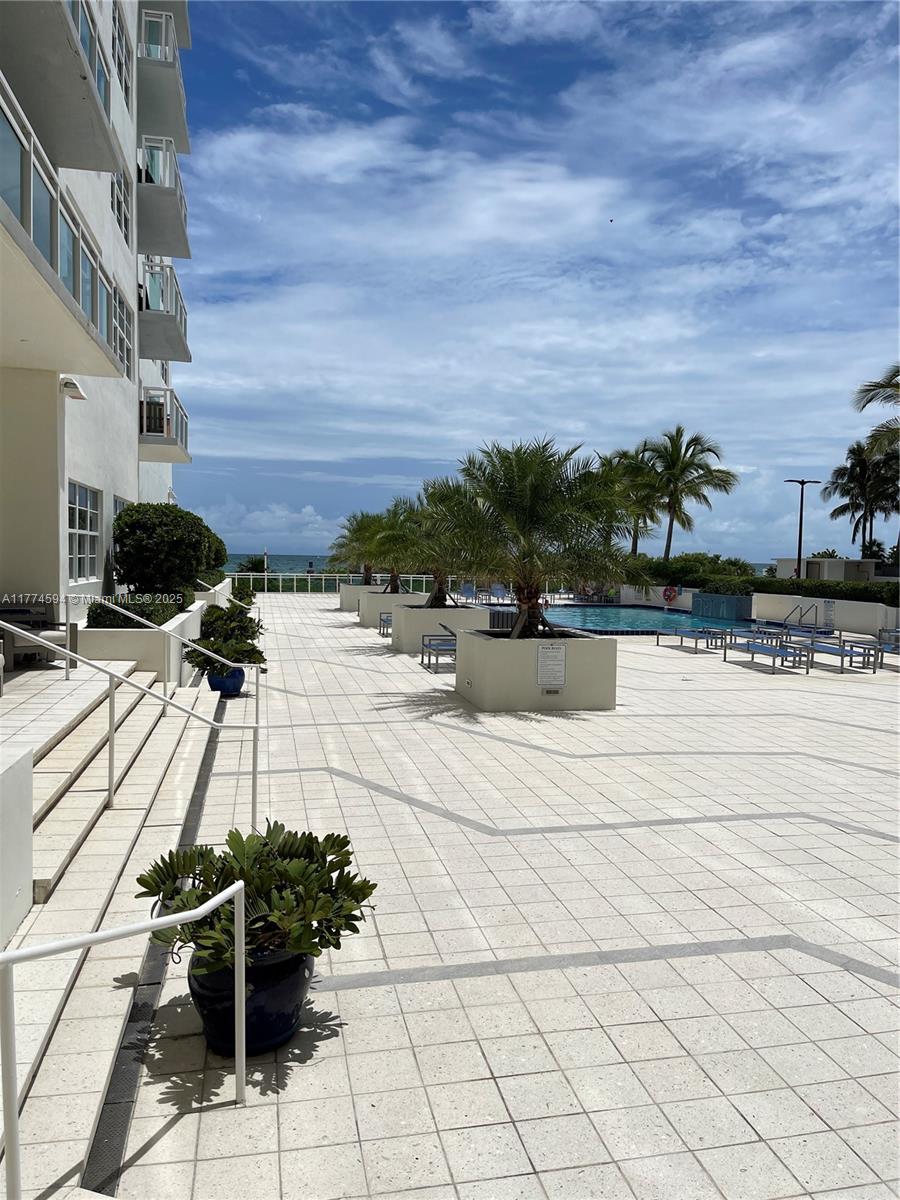 Listing Photo 6