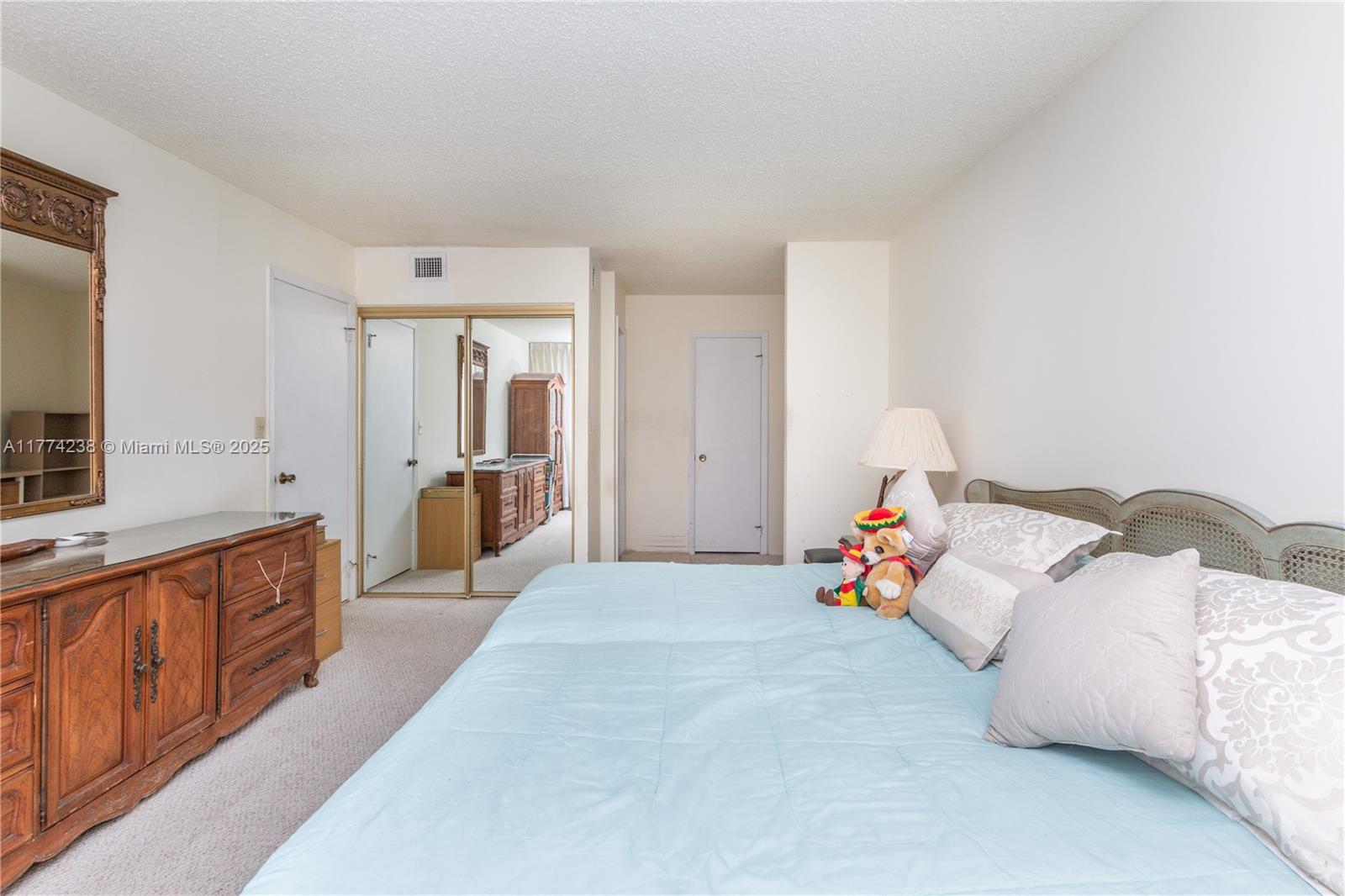 2780 NE 183rd St #1606, Aventura, Florida image 30
