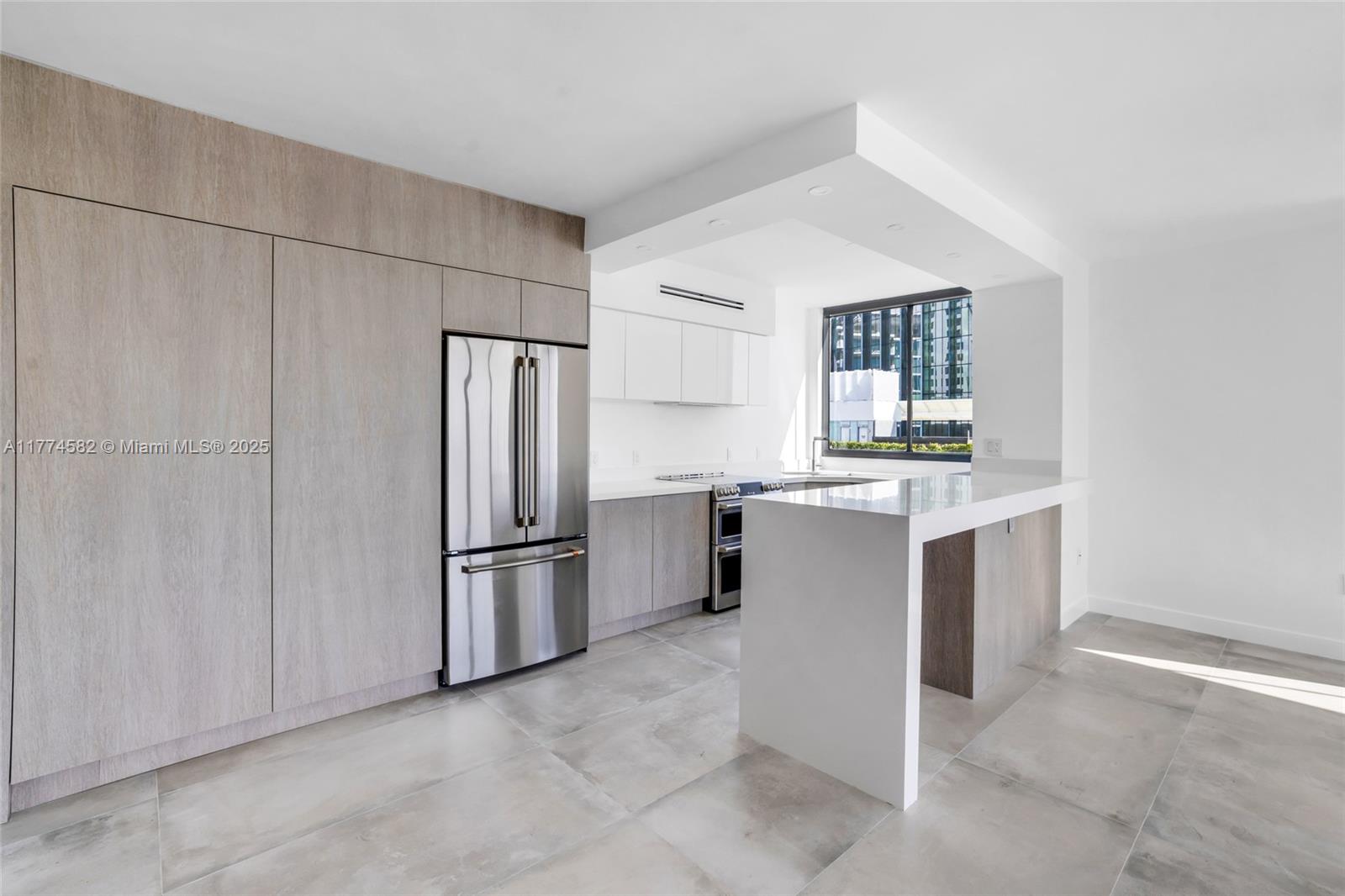 1330 West Ave #1002, Miami Beach FL 33139