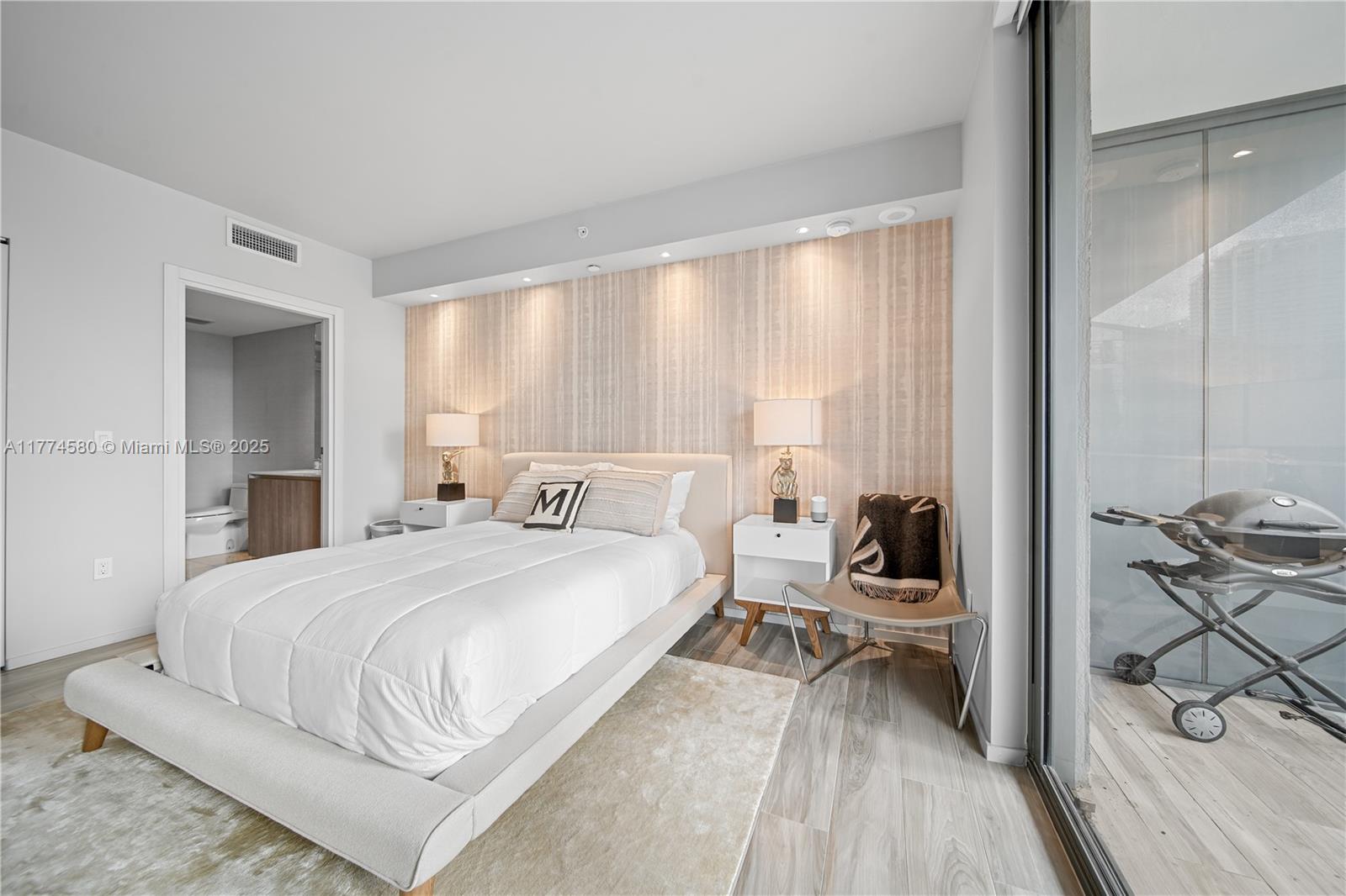 801 S Miami Ave #1410, Miami, Florida image 23