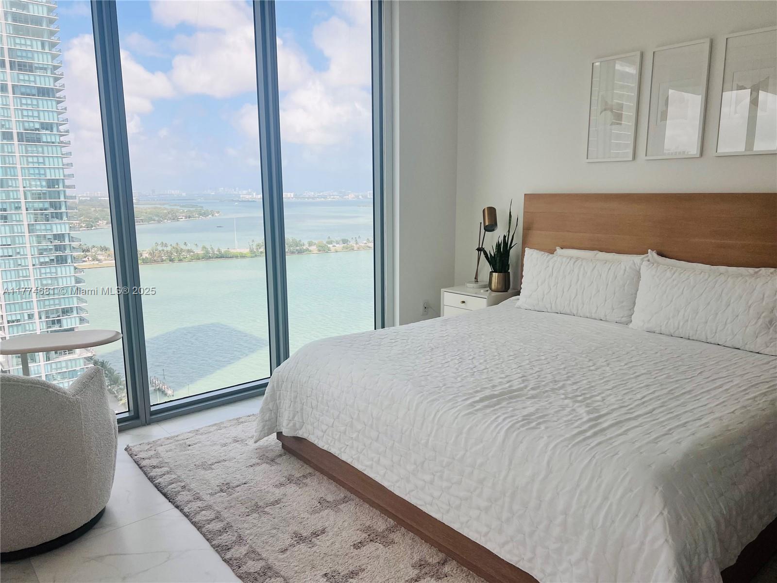 2900 NE 7th Ave #2201, Miami FL 33137