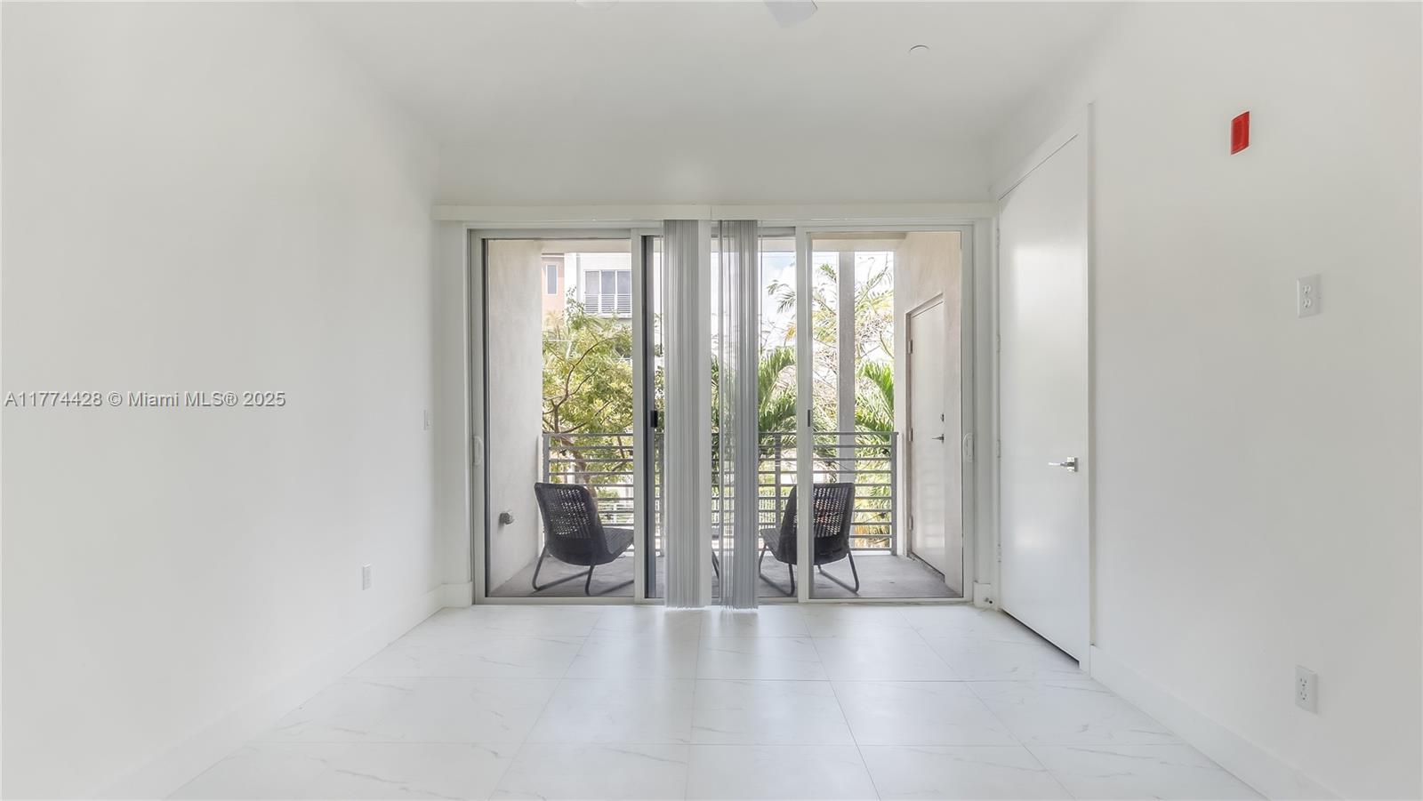 1044 NE 18 #103, Fort Lauderdale, Florida image 18