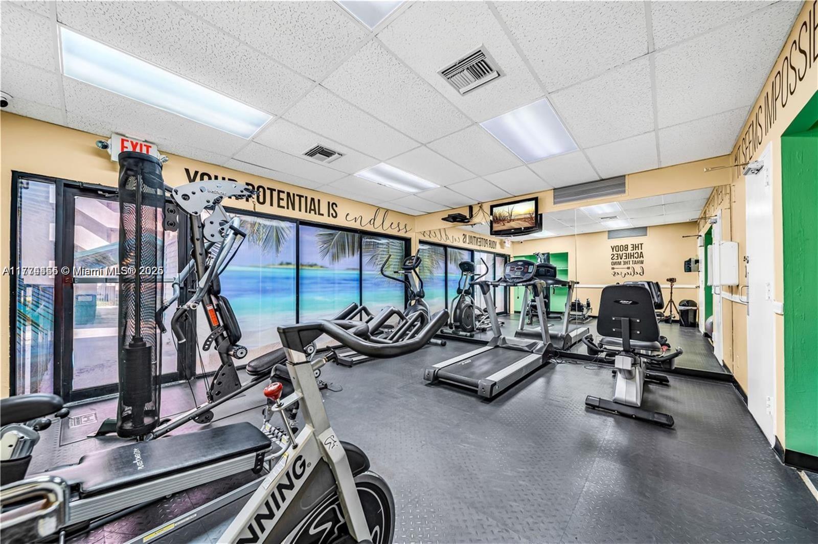 3475 N Country Club Dr #701, Aventura, Florida image 21