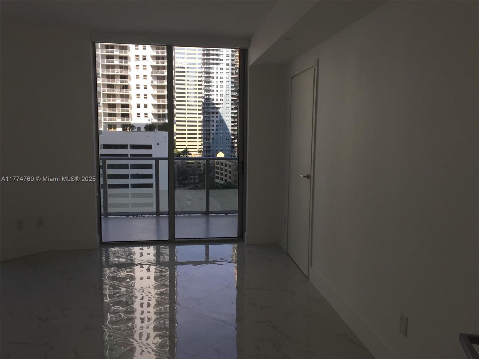 1300 BRICKELL BAY DR #1210, Miami FL 33131