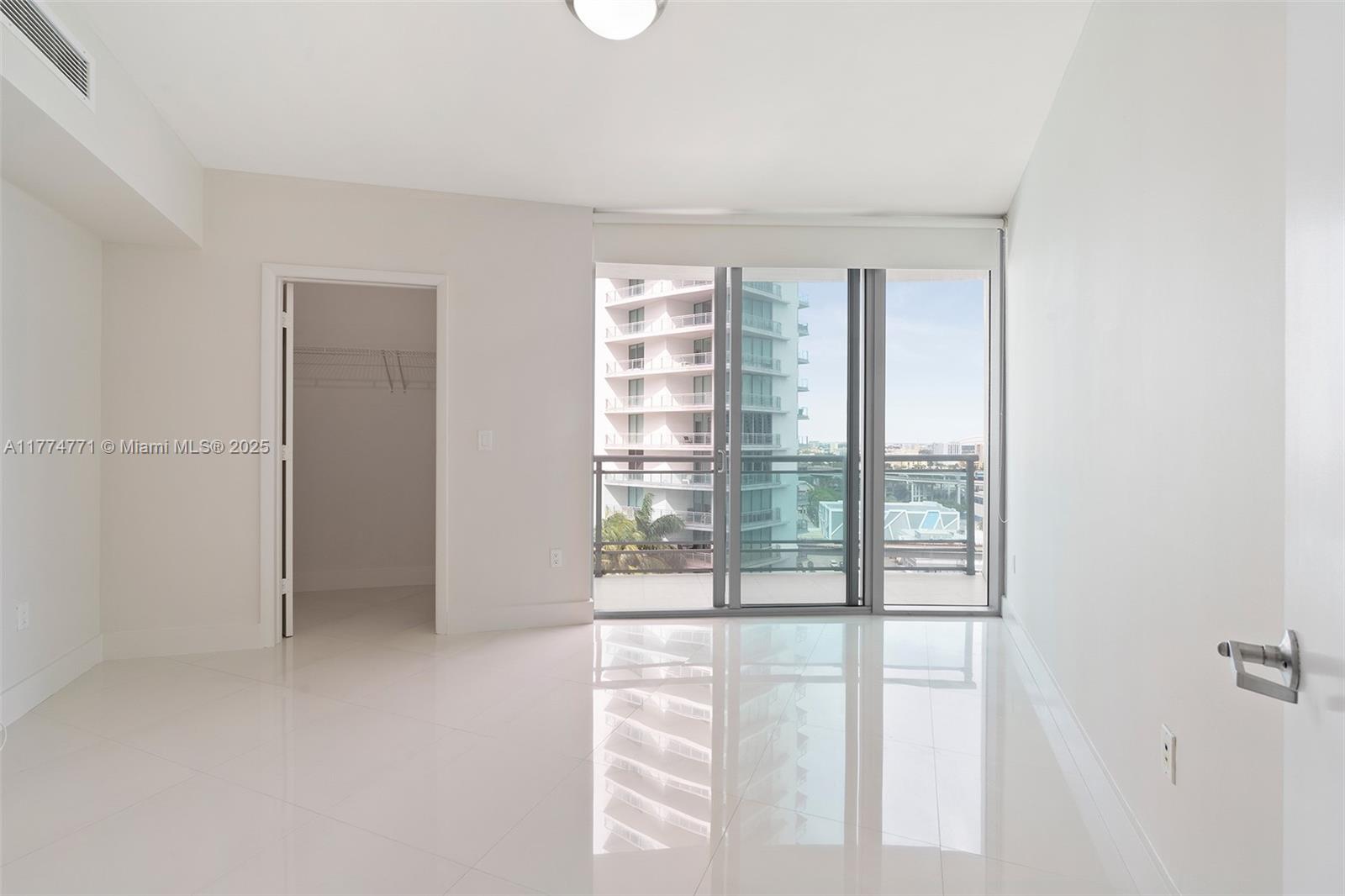 350 S Miami Ave #1614, Miami FL 33130