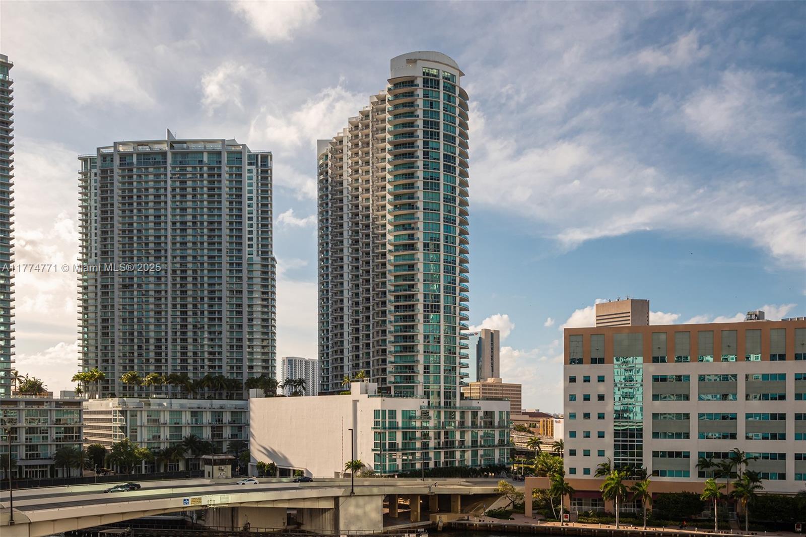 350 S Miami Ave #1614, Miami FL 33130
