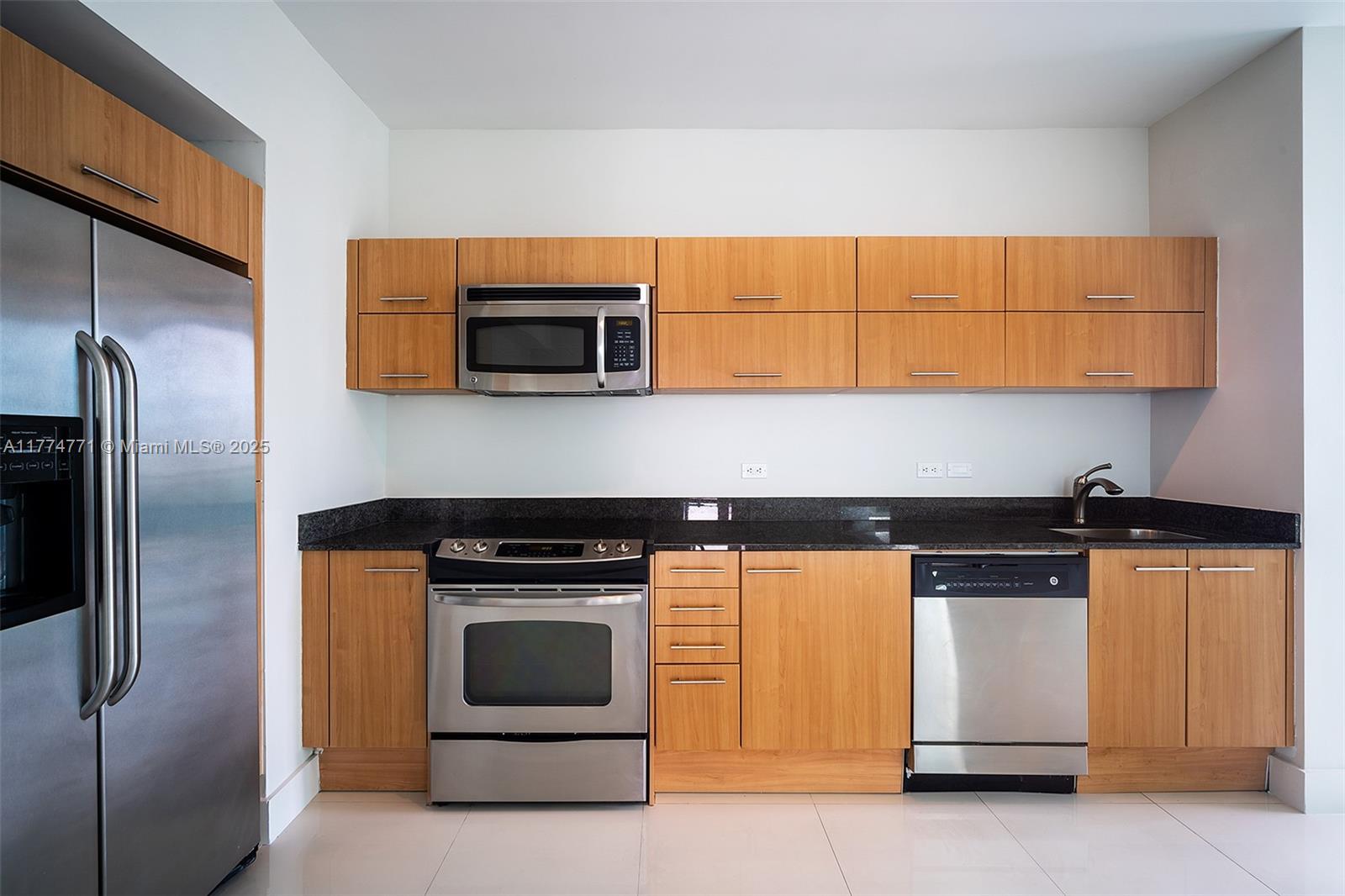 350 S Miami Ave #1614, Miami FL 33130