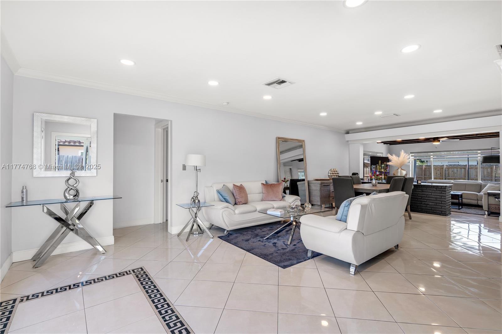 3254 Buchanan St, Hollywood, Florida image 5