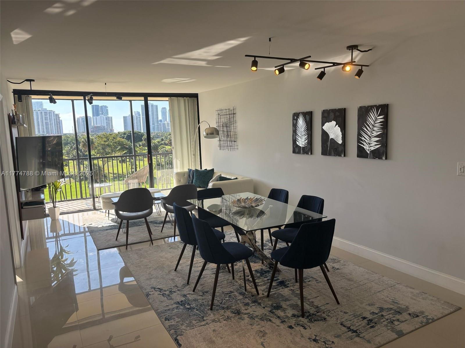20335 W Country Club Dr #608, Aventura, Florida image 12