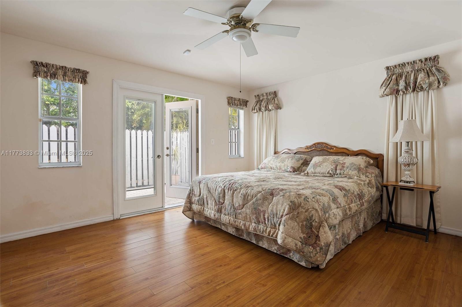 8411 SW 162nd Ter, Palmetto Bay, Florida image 11