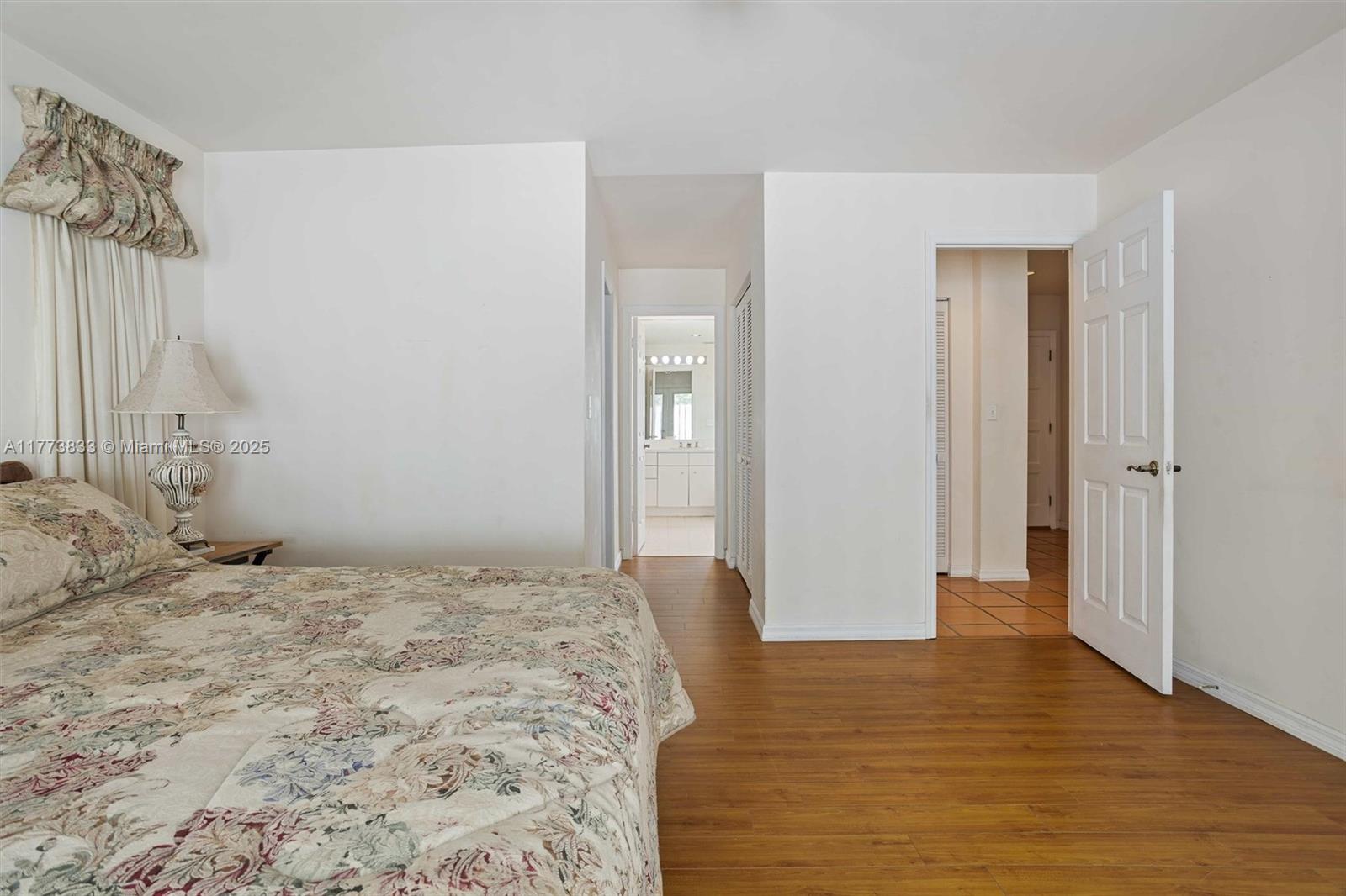 8411 SW 162nd Ter, Palmetto Bay, Florida image 13