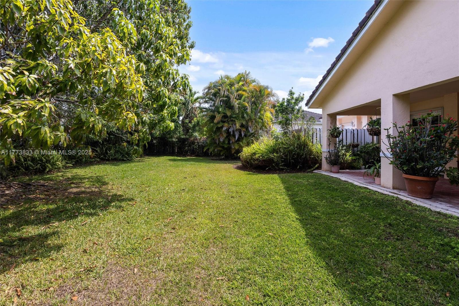 8411 SW 162nd Ter, Palmetto Bay, Florida image 2