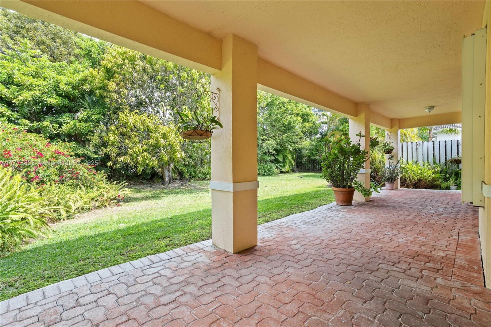 8411 SW 162nd Ter, Palmetto Bay, Florida image 21