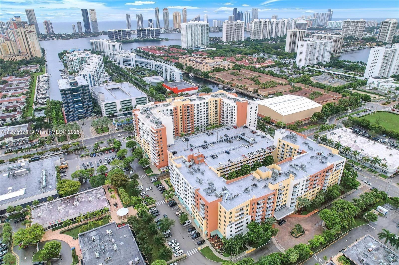 2775 NE 187th St #326, Aventura, Florida image 3