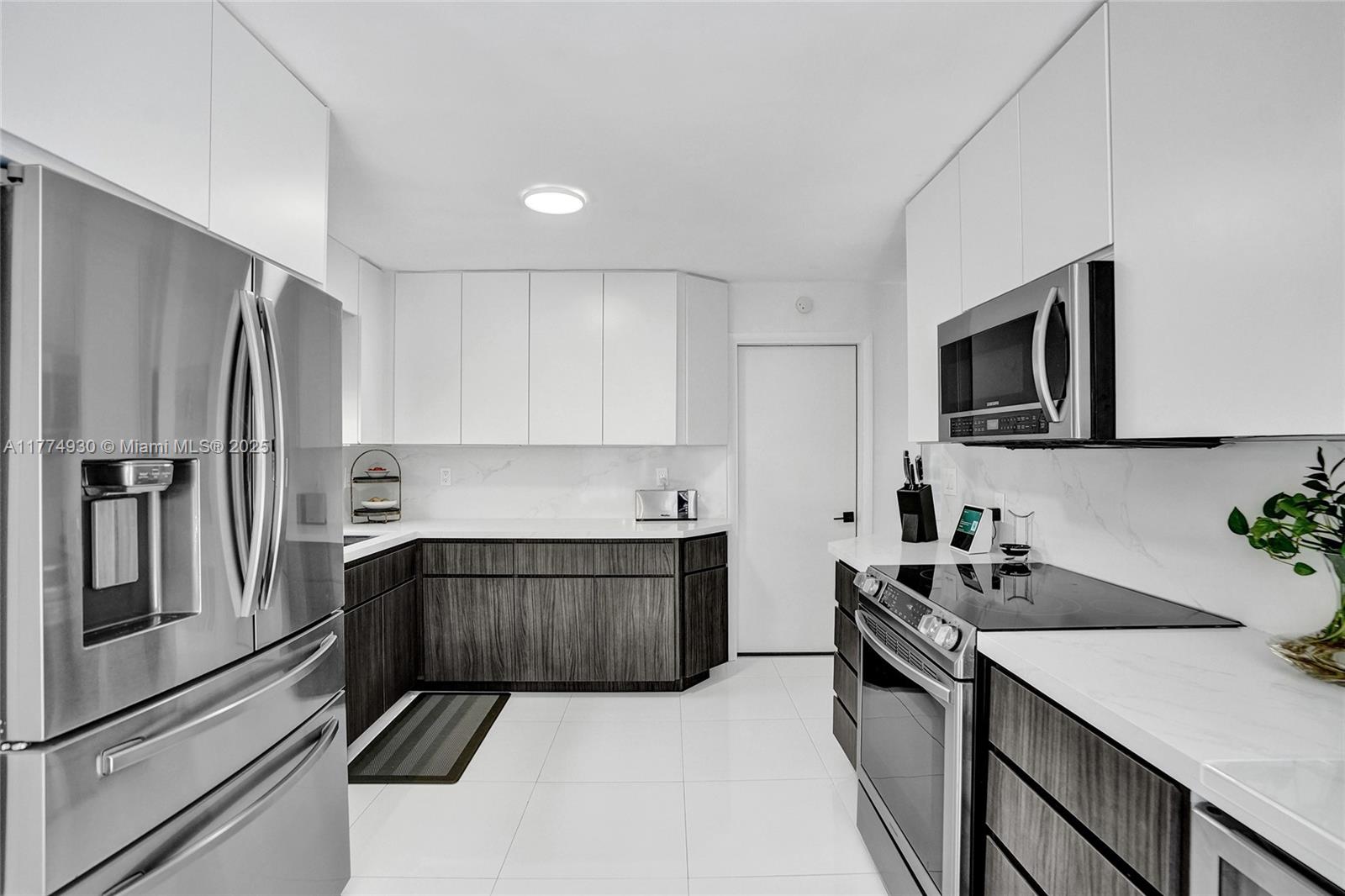 9341 NW 33rd Pl, Sunrise, Florida image 17