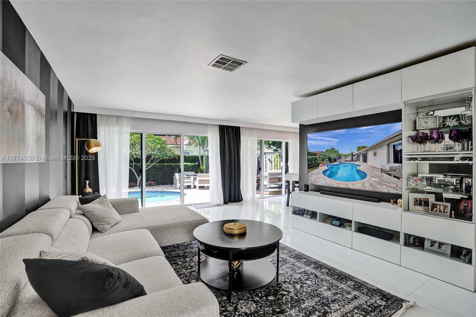 9341 NW 33rd Pl, Sunrise, Florida image 7
