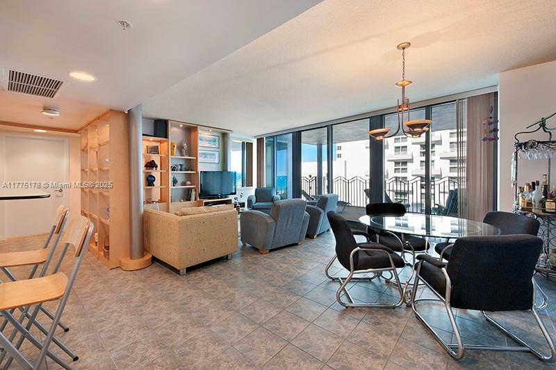 Apartamento para Alugar em Miami Beach, FL