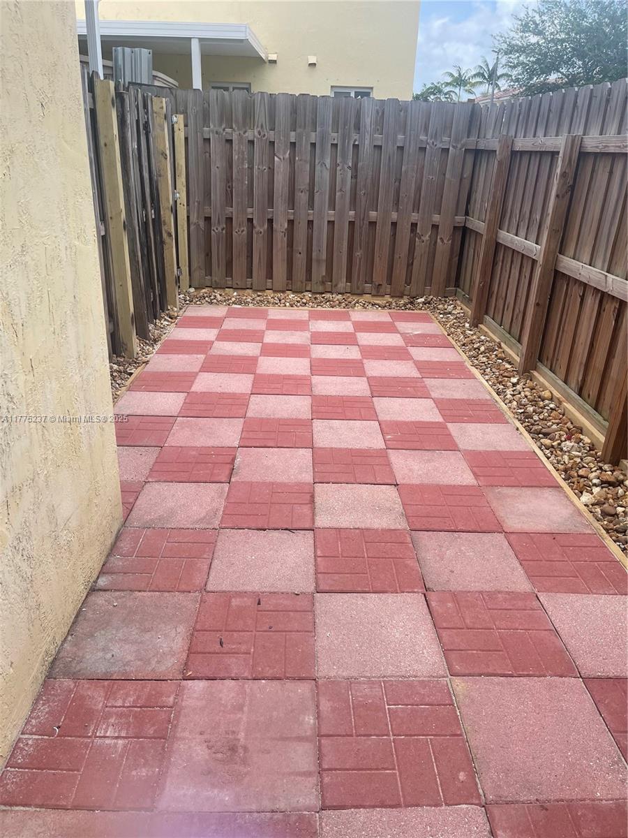 7160 NW 174th Ter #202, Hialeah, Florida image 6