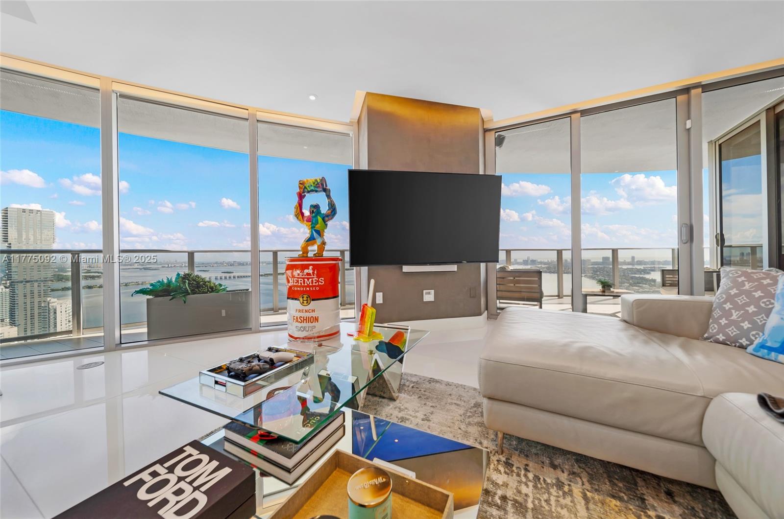 488 NE 18th St #4115, Miami, Florida image 14