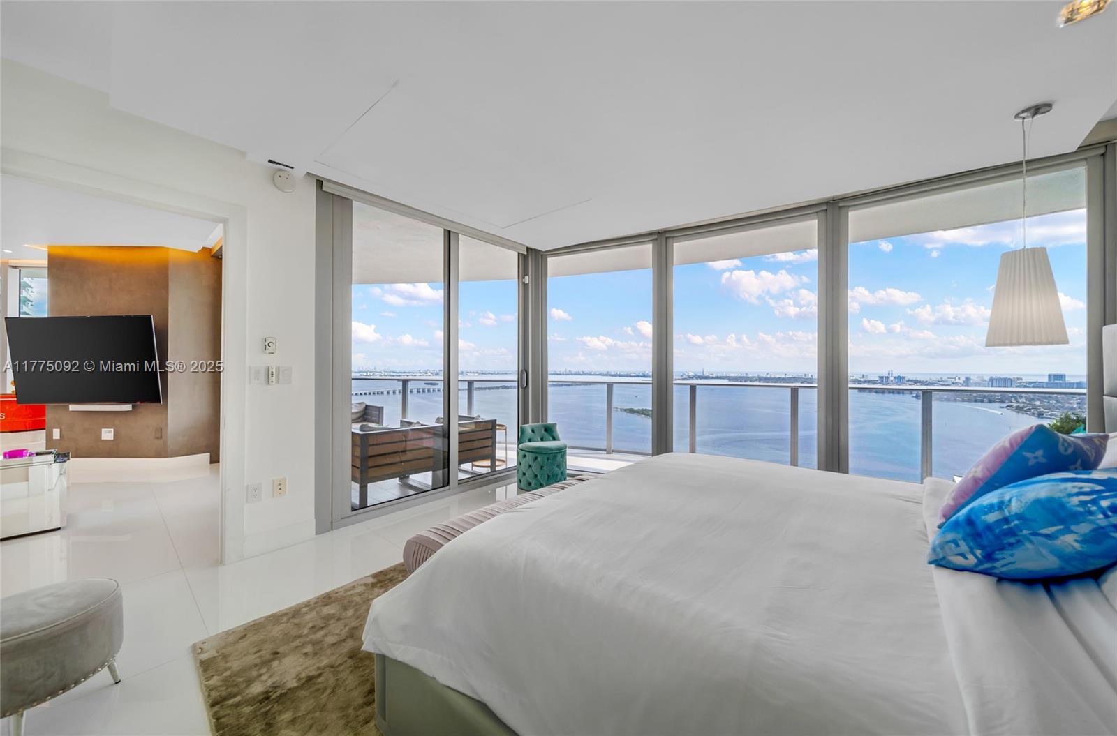 488 NE 18th St #4115, Miami, Florida image 28