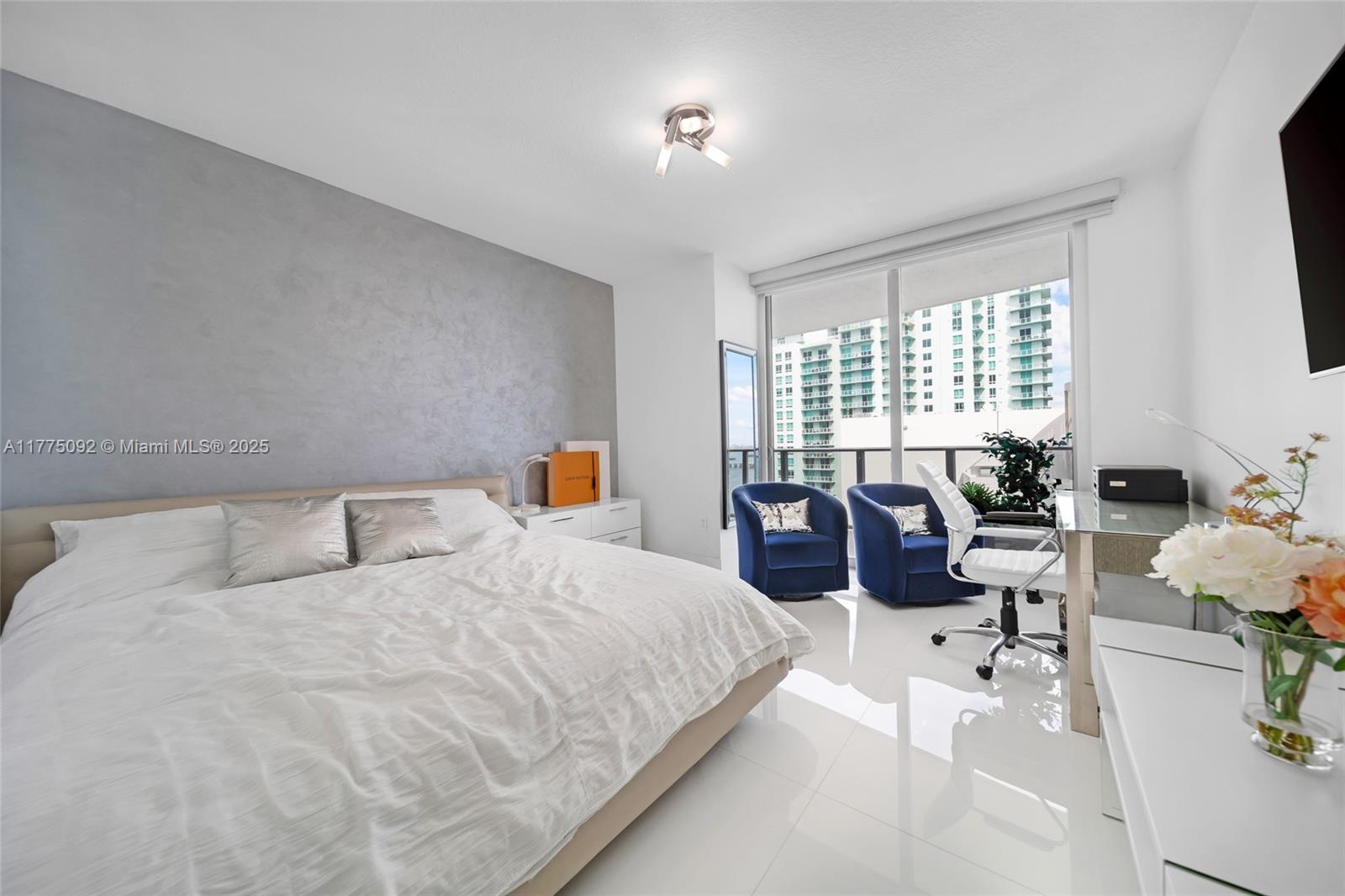 488 NE 18th St #4115, Miami, Florida image 35