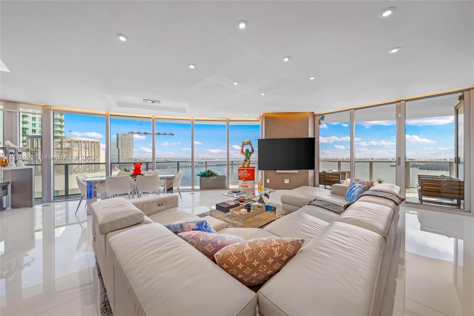 488 NE 18th St #4115, Miami, Florida image 4