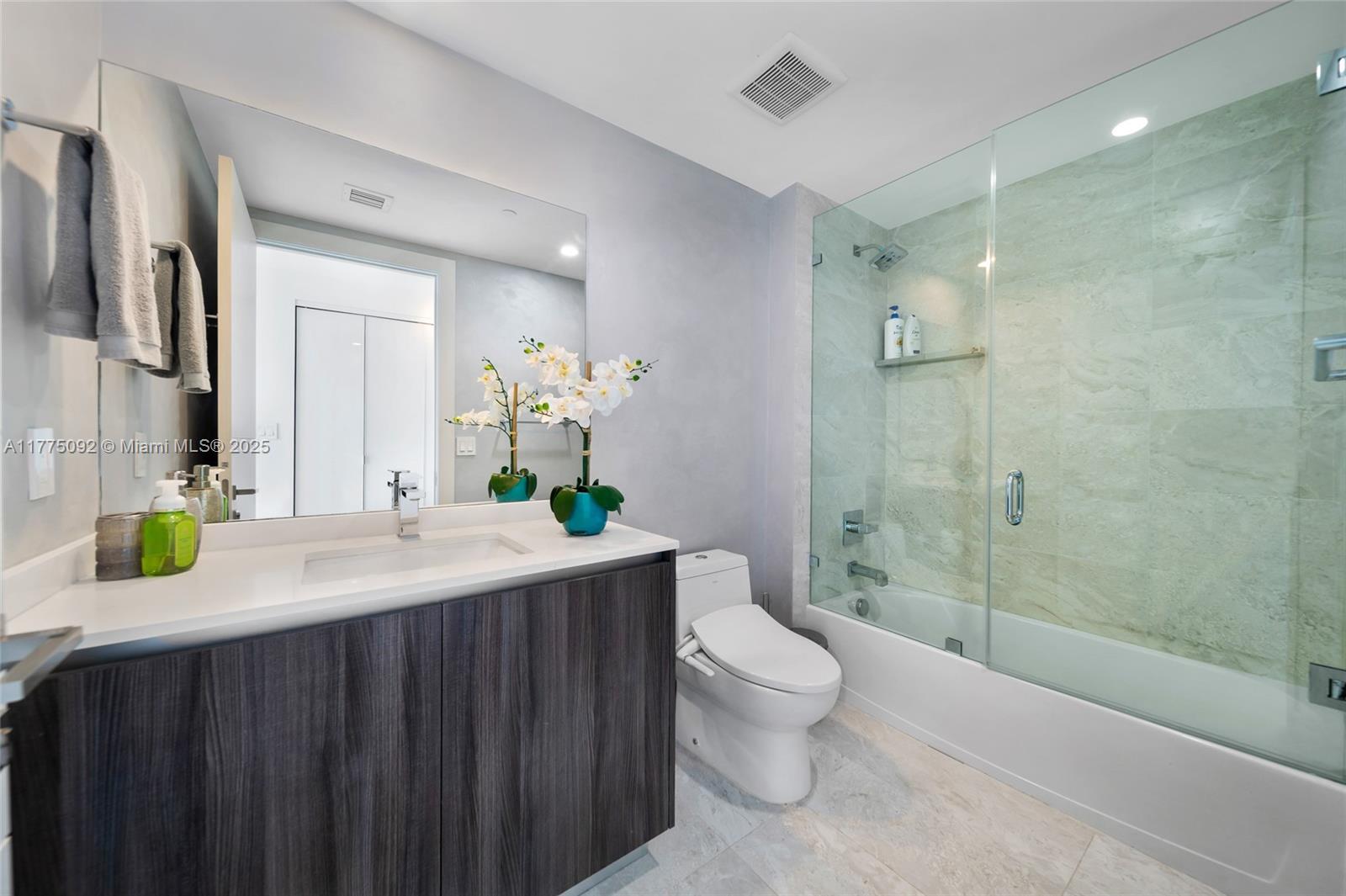 488 NE 18th St #4115, Miami, Florida image 40
