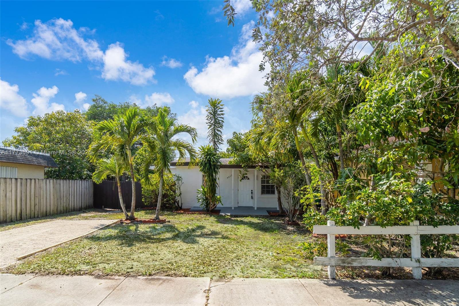 4411 SW 55th Ave, Davie, Florida image 18