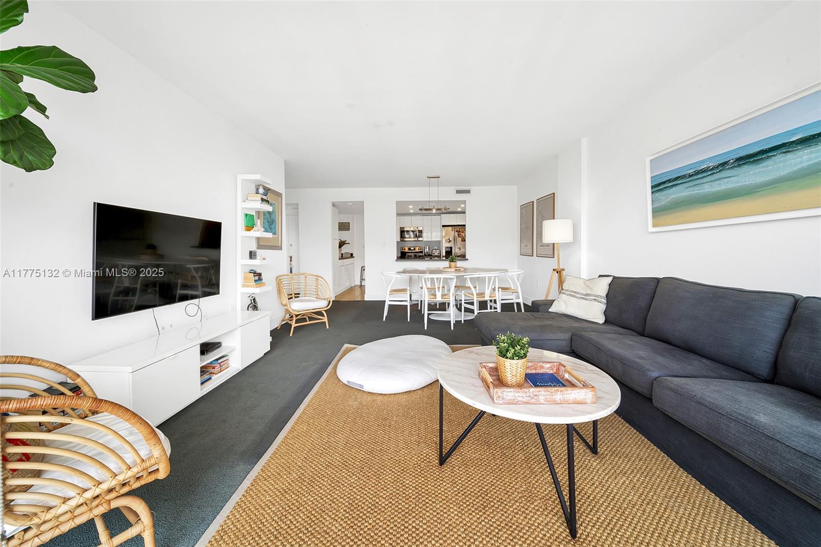 199 Ocean Lane Dr #813, Key Biscayne FL 33149