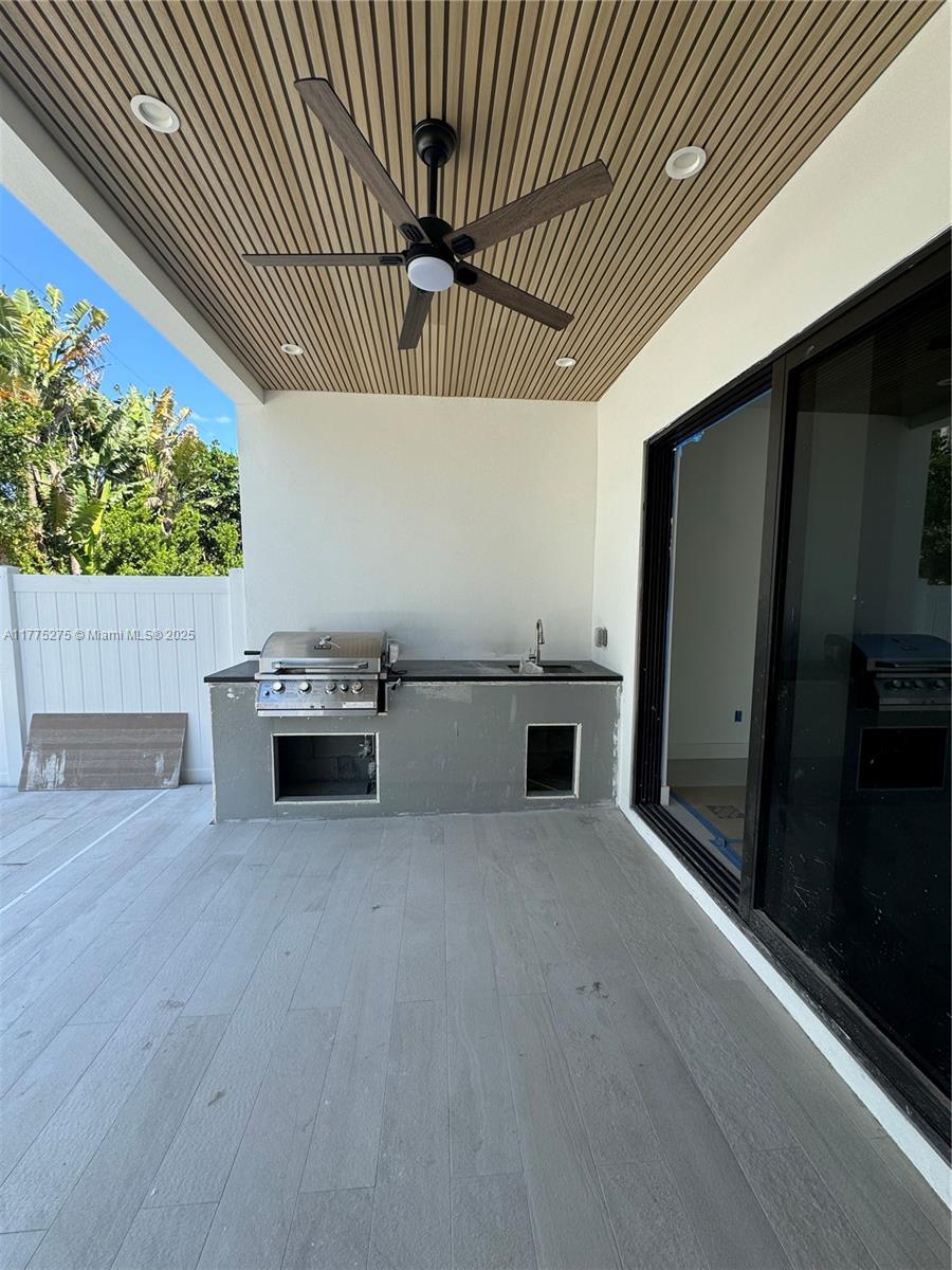 1233 NE 12th Ave #A, Fort Lauderdale, Florida image 11
