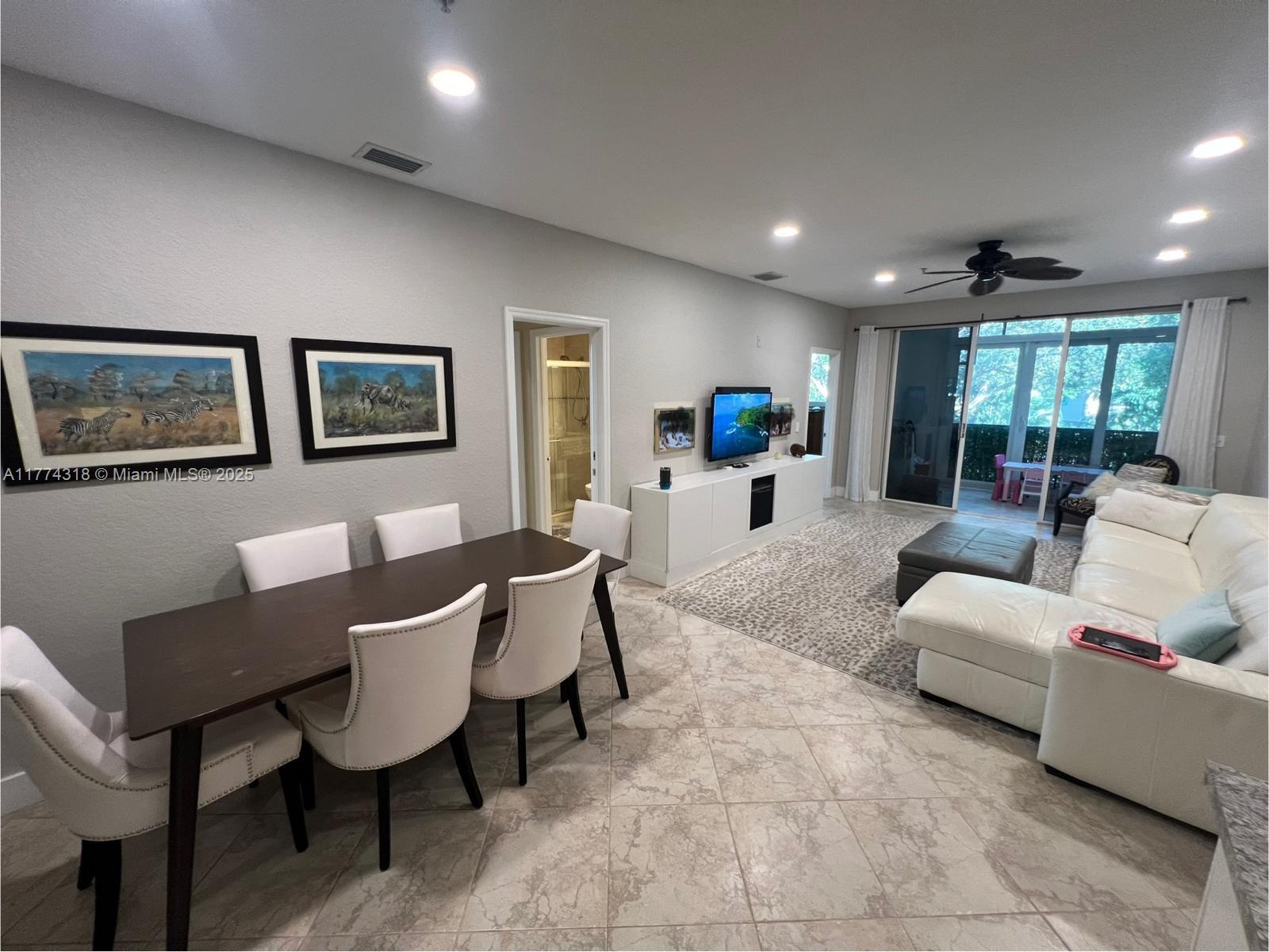 75 Gulfstream Rd #211B, Dania Beach, Florida image 13