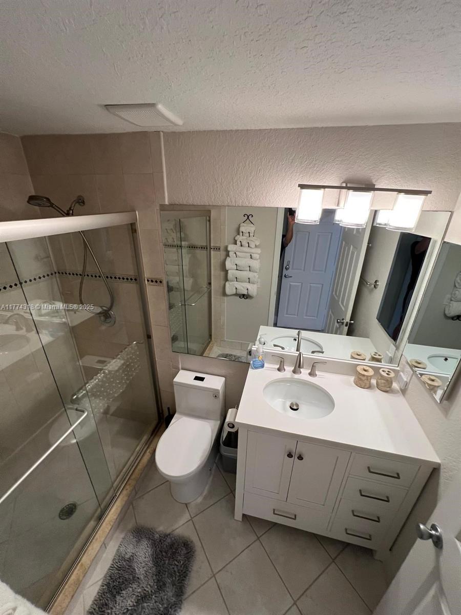 75 Gulfstream Rd #211B, Dania Beach, Florida image 7