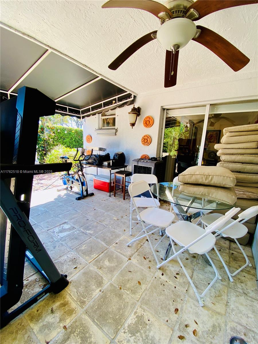 1135 SW 62nd Ave, West Miami, Florida image 22