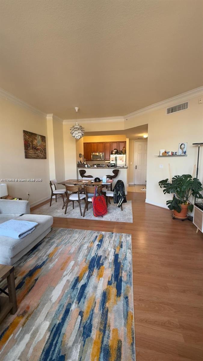 3001 NE 185th St #530, Aventura FL 33180