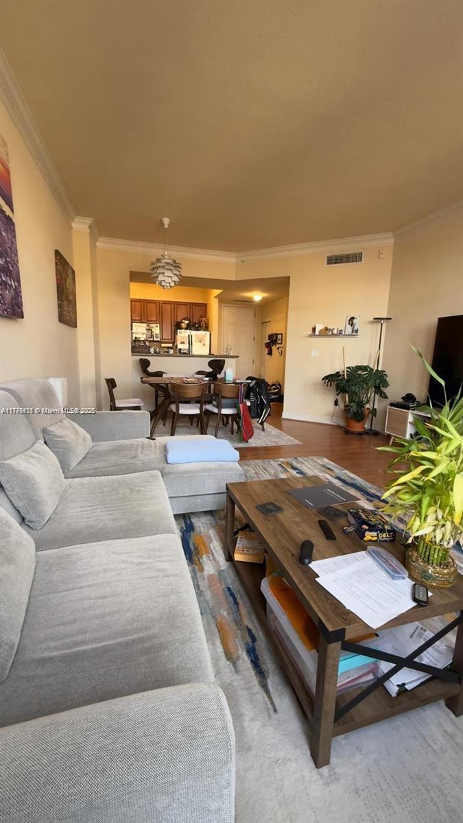 3001 NE 185th St #530, Aventura FL 33180