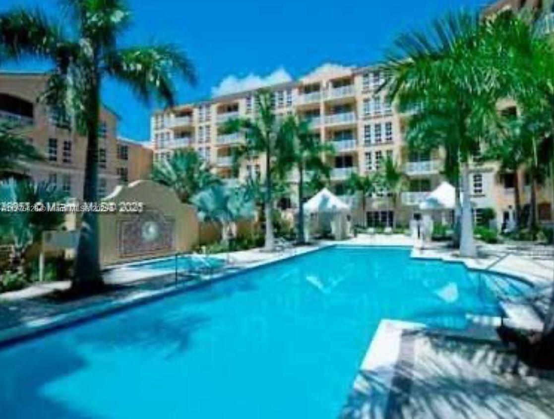 3001 NE 185th St #530, Aventura FL 33180