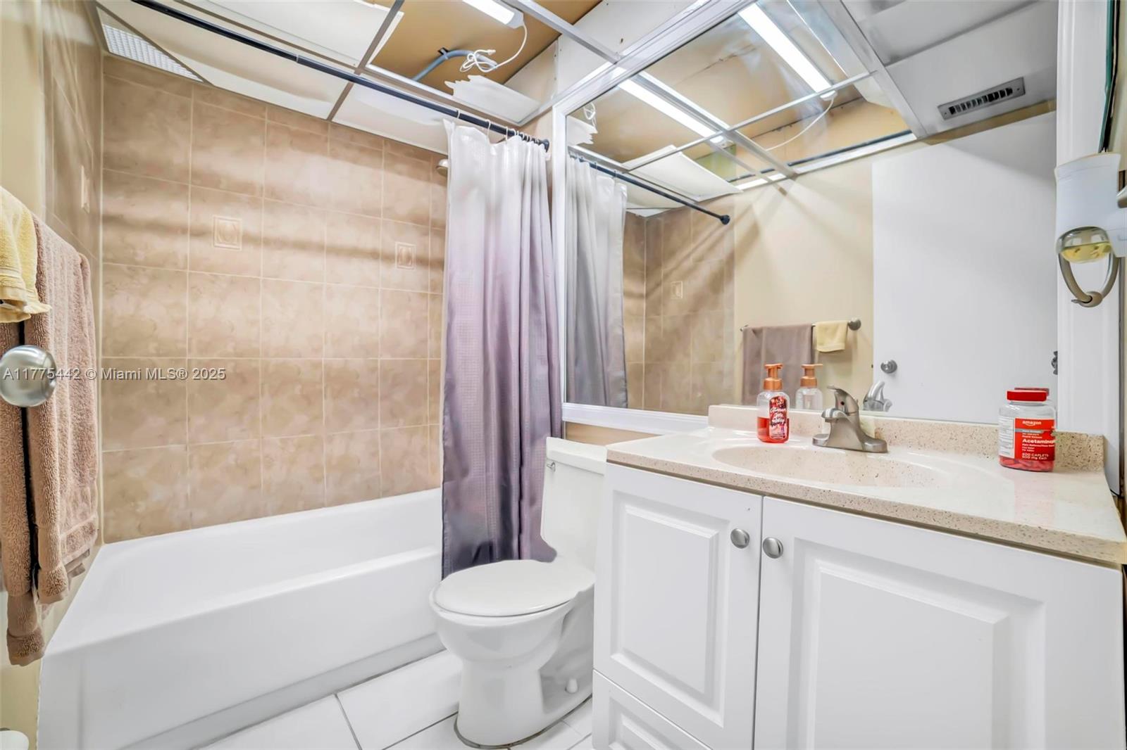 7003 NW 63rd St, Tamarac, Florida image 9