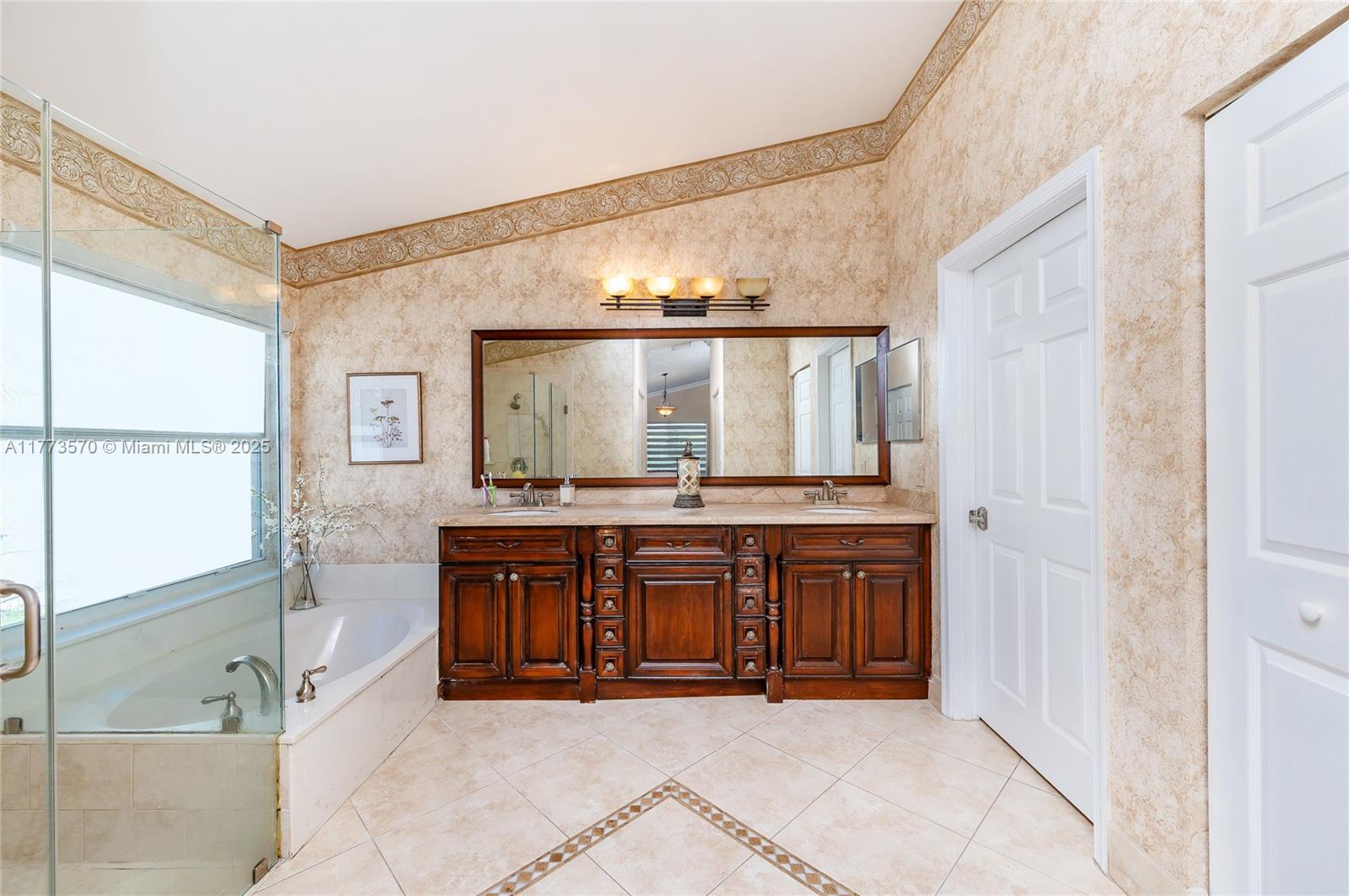 Listing Photo 28