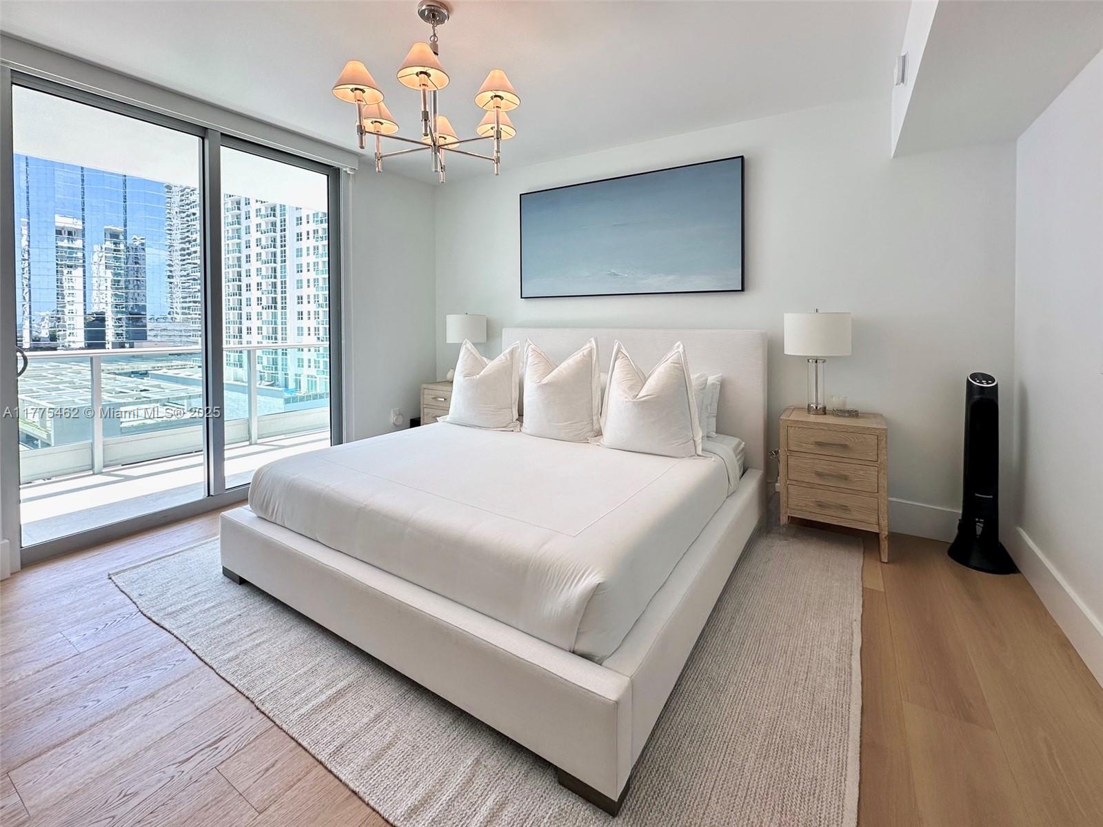 1331 Brickell Bay Dr #1102, Miami FL 33131