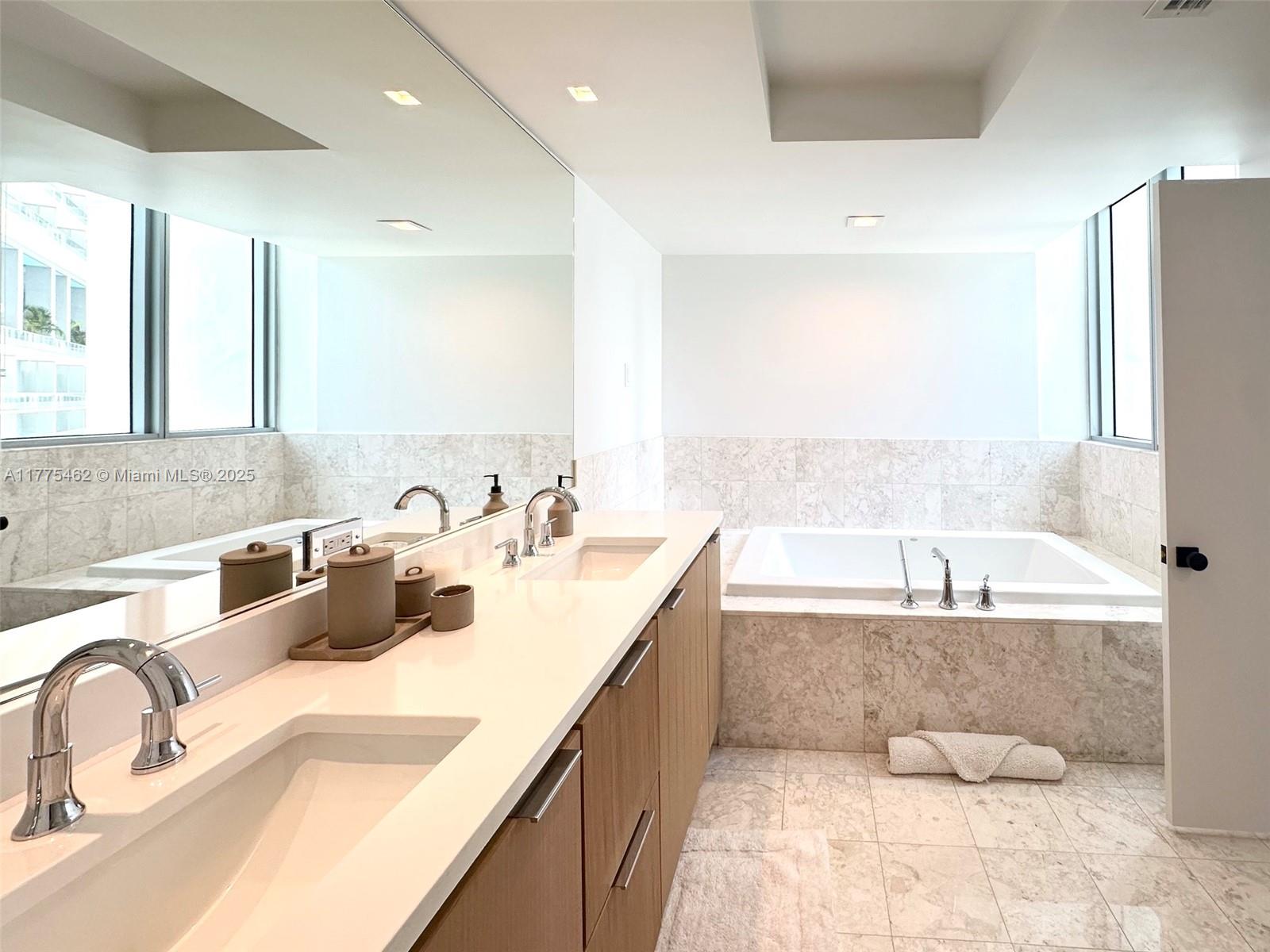1331 Brickell Bay Dr #1102, Miami FL 33131