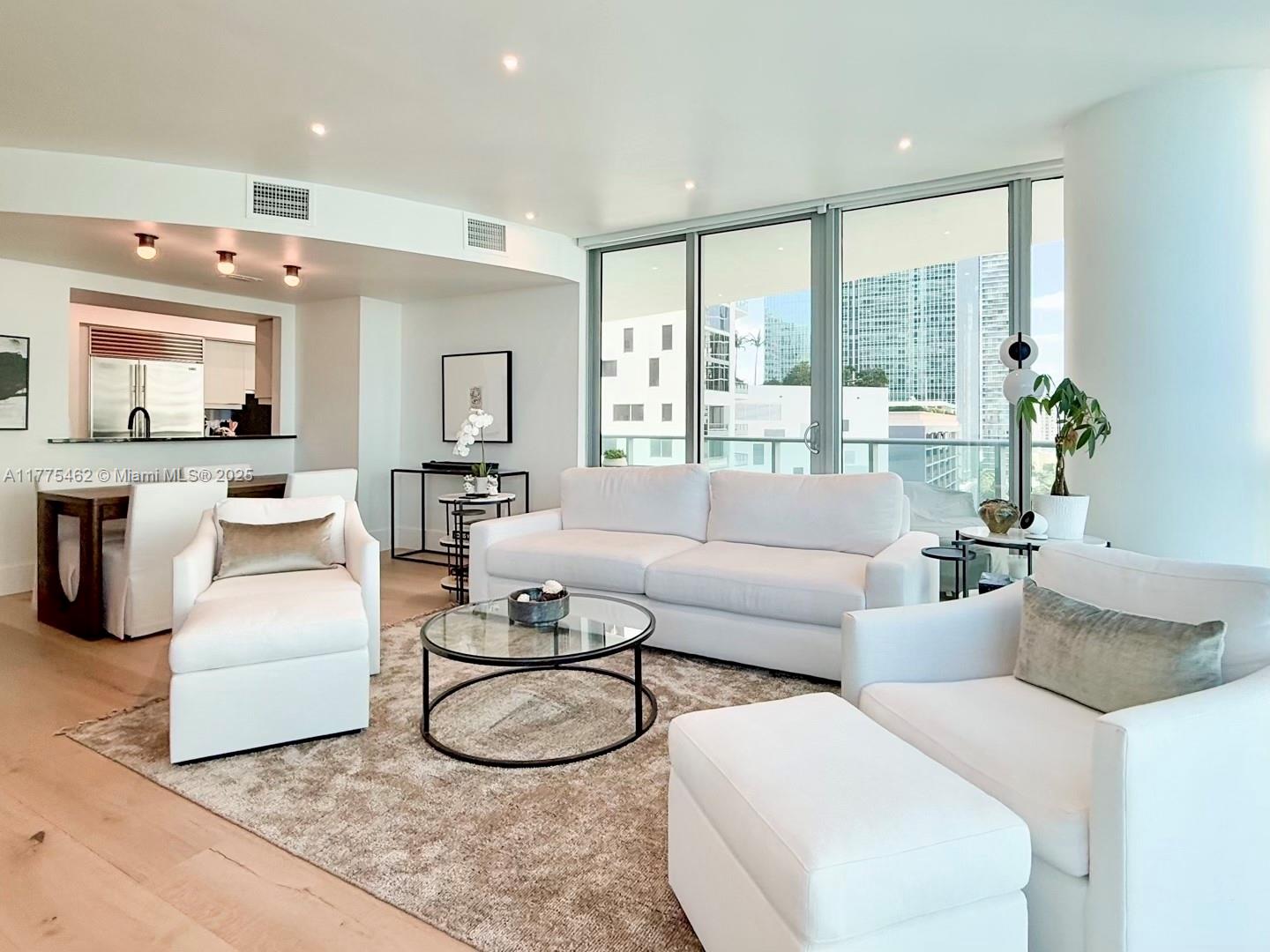 1331 Brickell Bay Dr #1102, Miami FL 33131