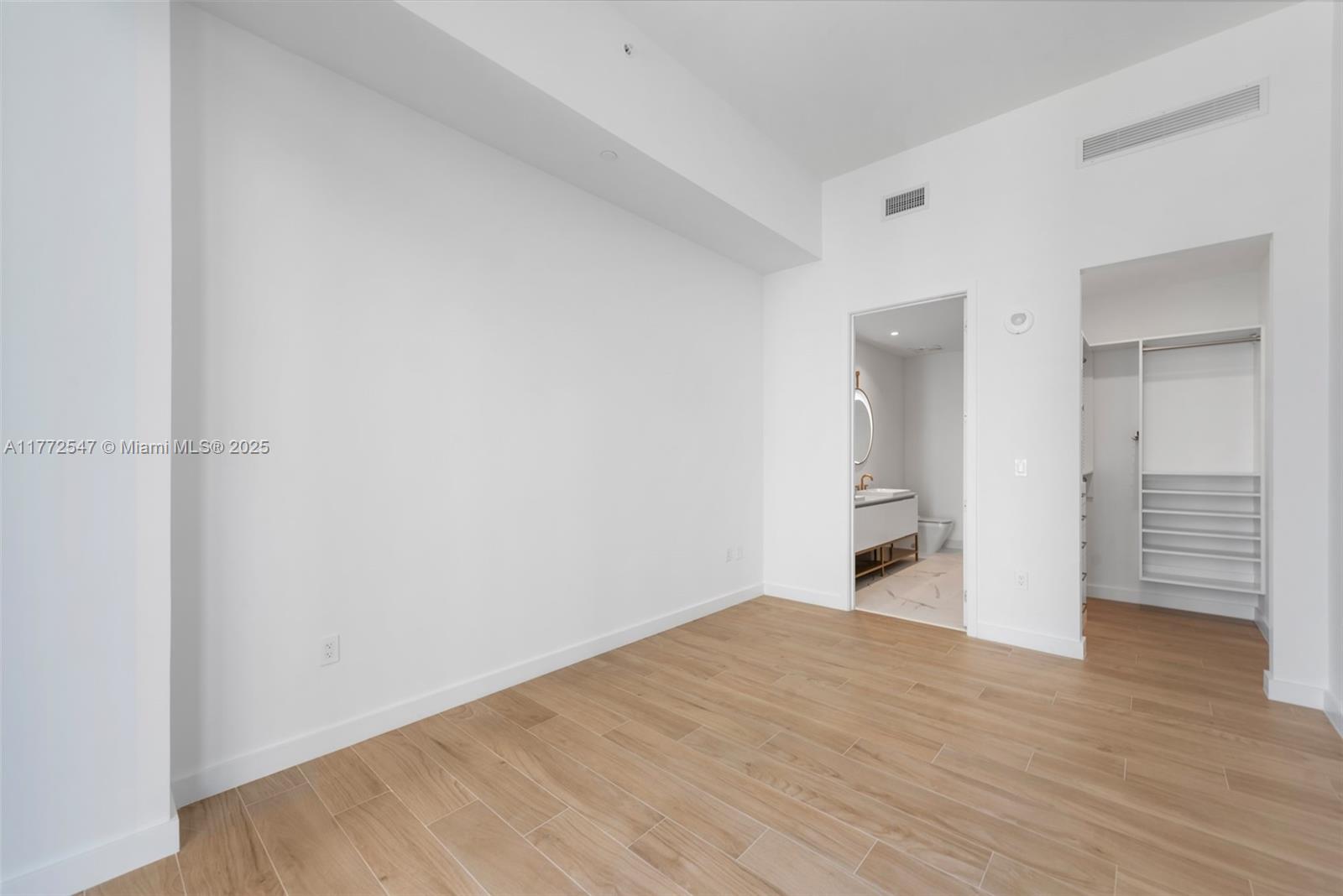 2655 S Bayshore Drive #406, Coconut Grove FL 33133