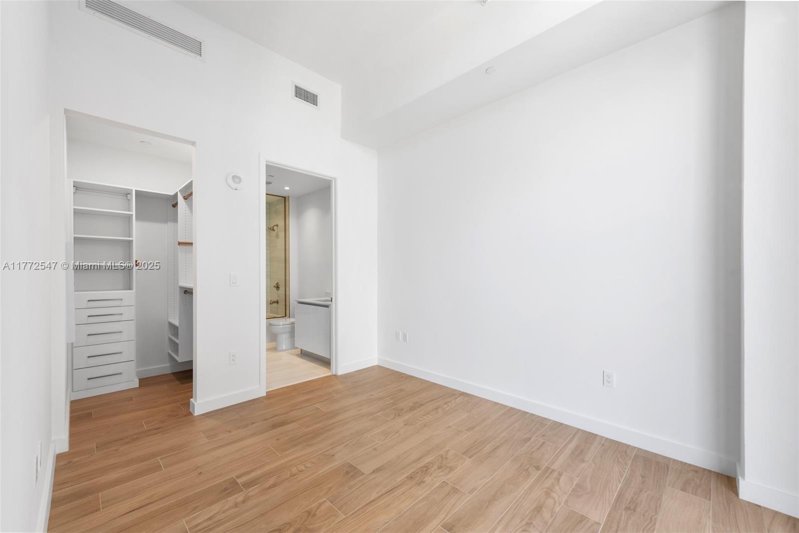 2655 S Bayshore Drive #406, Coconut Grove FL 33133