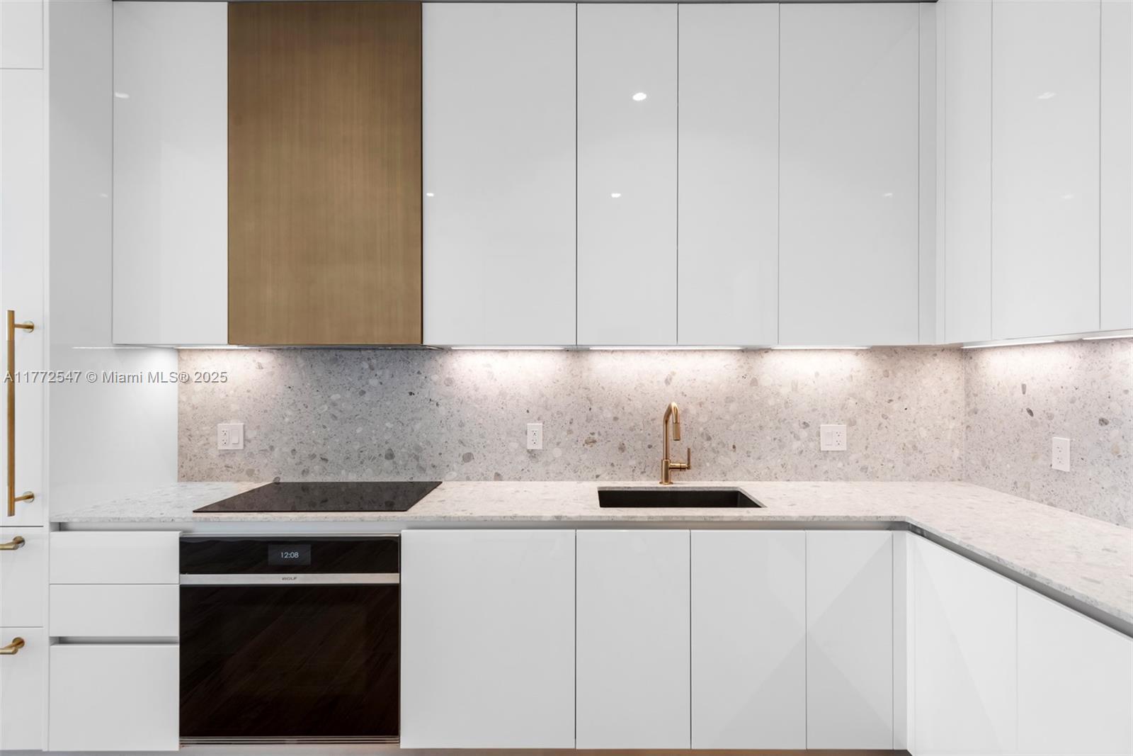 2655 S Bayshore Drive #406, Coconut Grove FL 33133