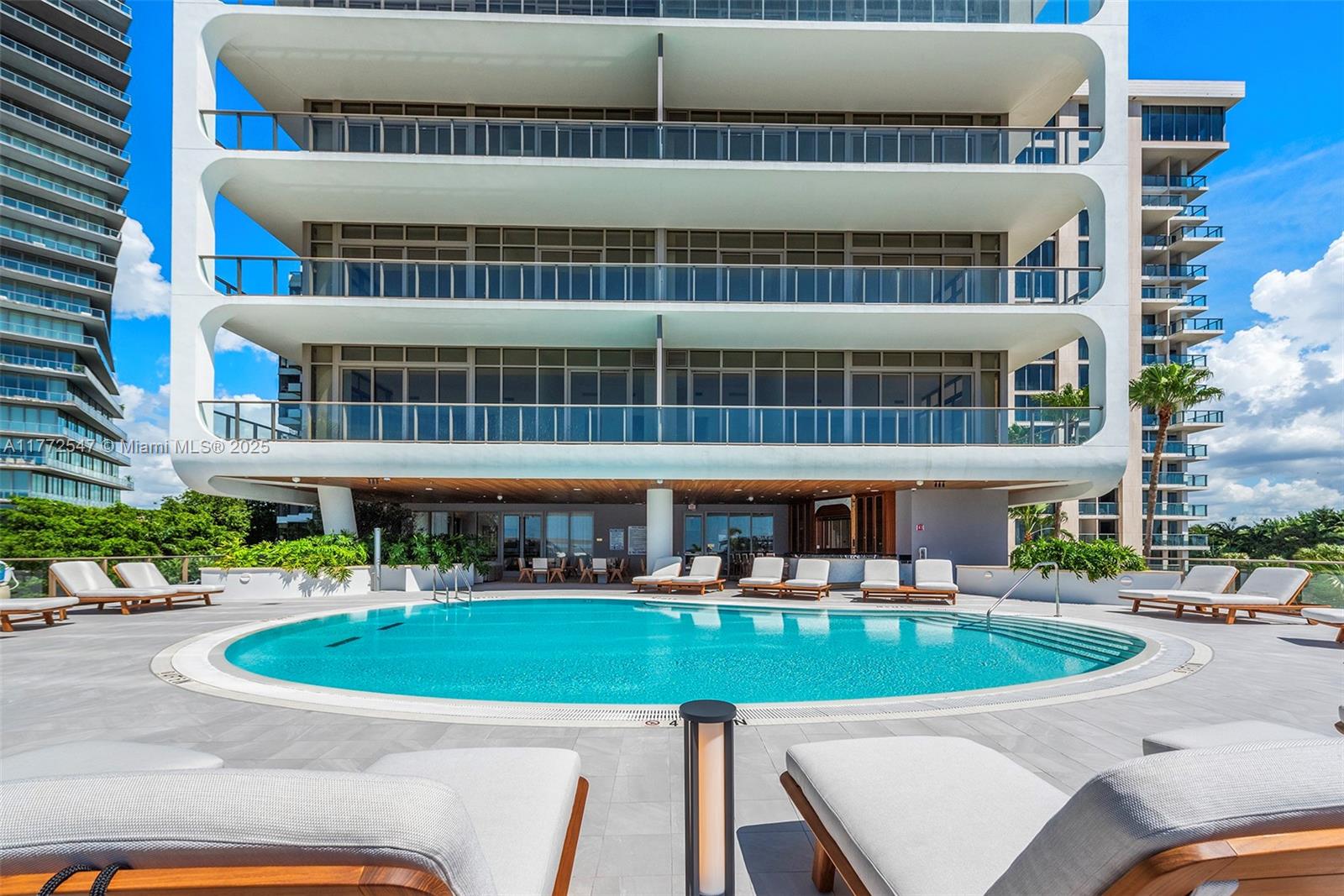 2655 S Bayshore Drive #406, Coconut Grove FL 33133
