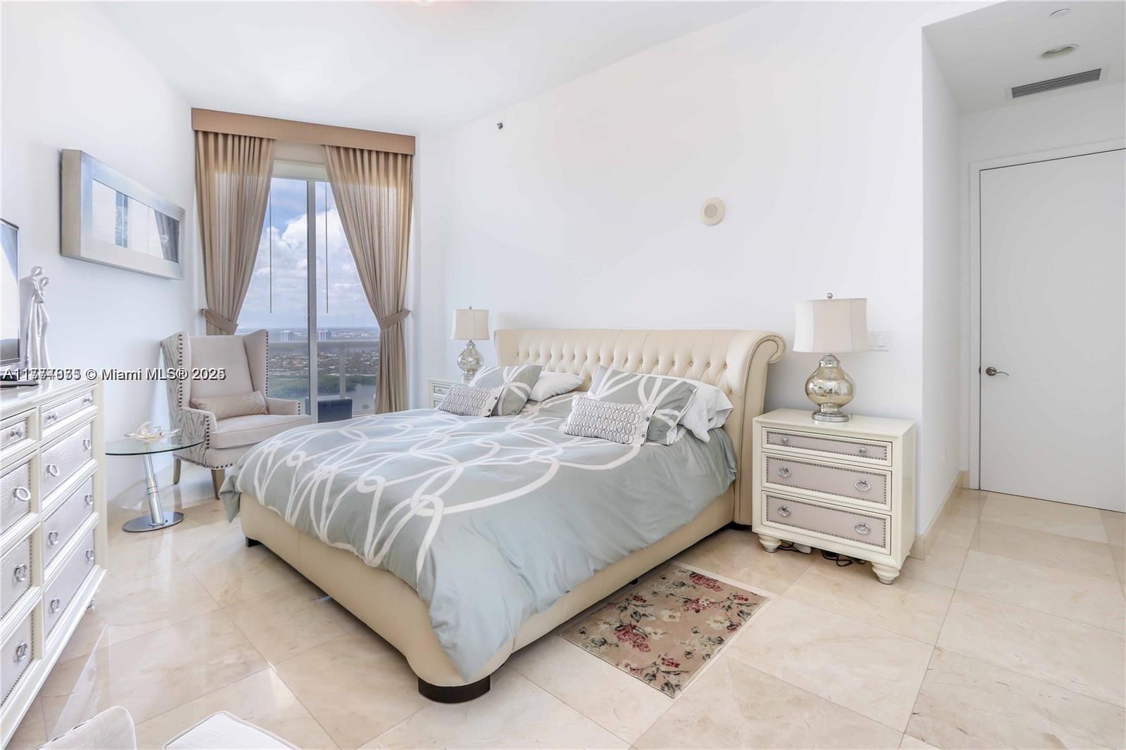16001 Collins Ave #3505, Sunny Isles Beach FL 33160
